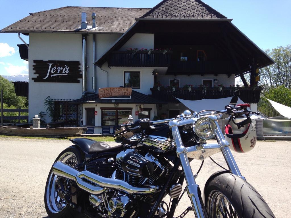 Jerà am Furtnerteich Hotel-Ristorante&Relax Mariahof Extérieur photo