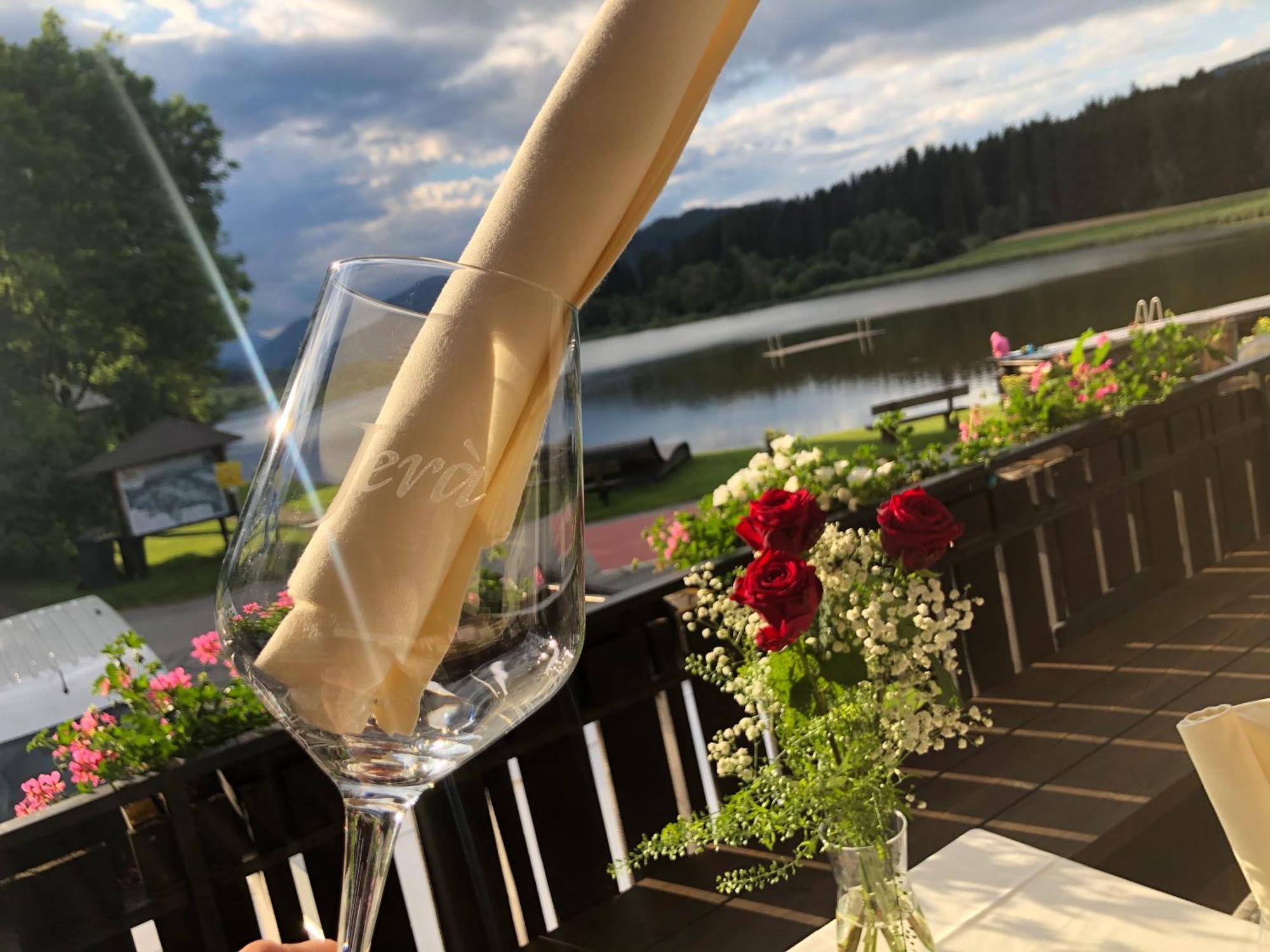 Jerà am Furtnerteich Hotel-Ristorante&Relax Mariahof Extérieur photo